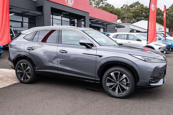 2025 MG HS Essence AS33