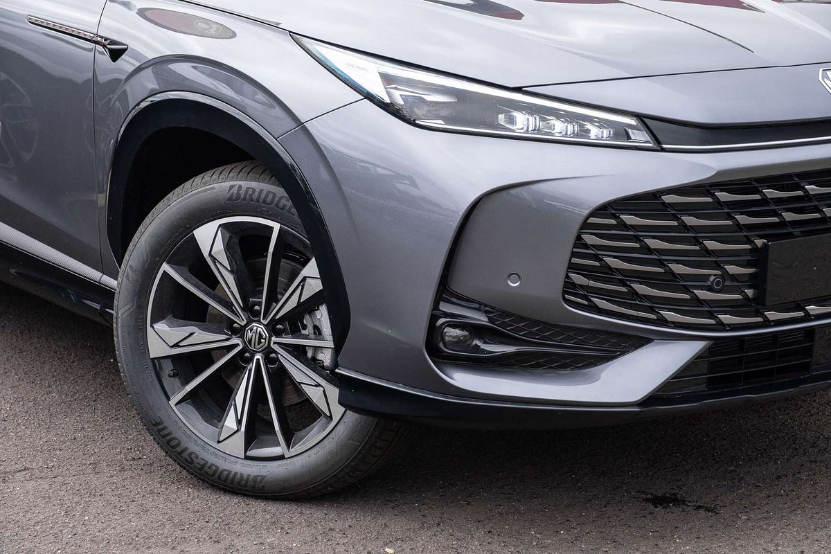 2025 MG HS Essence AS33