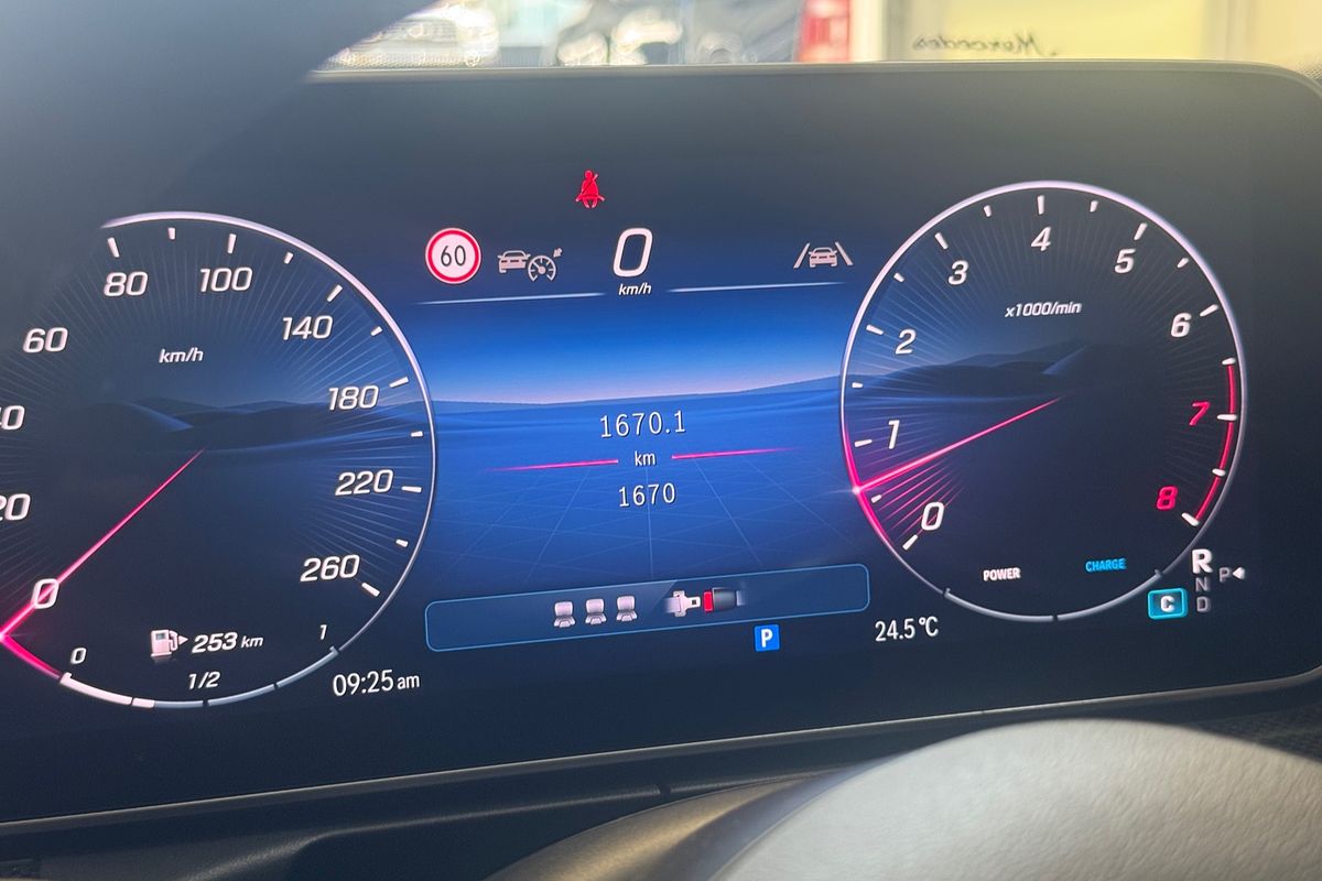 2025 Mercedes-Benz C-Class C200 Sport Edition W206