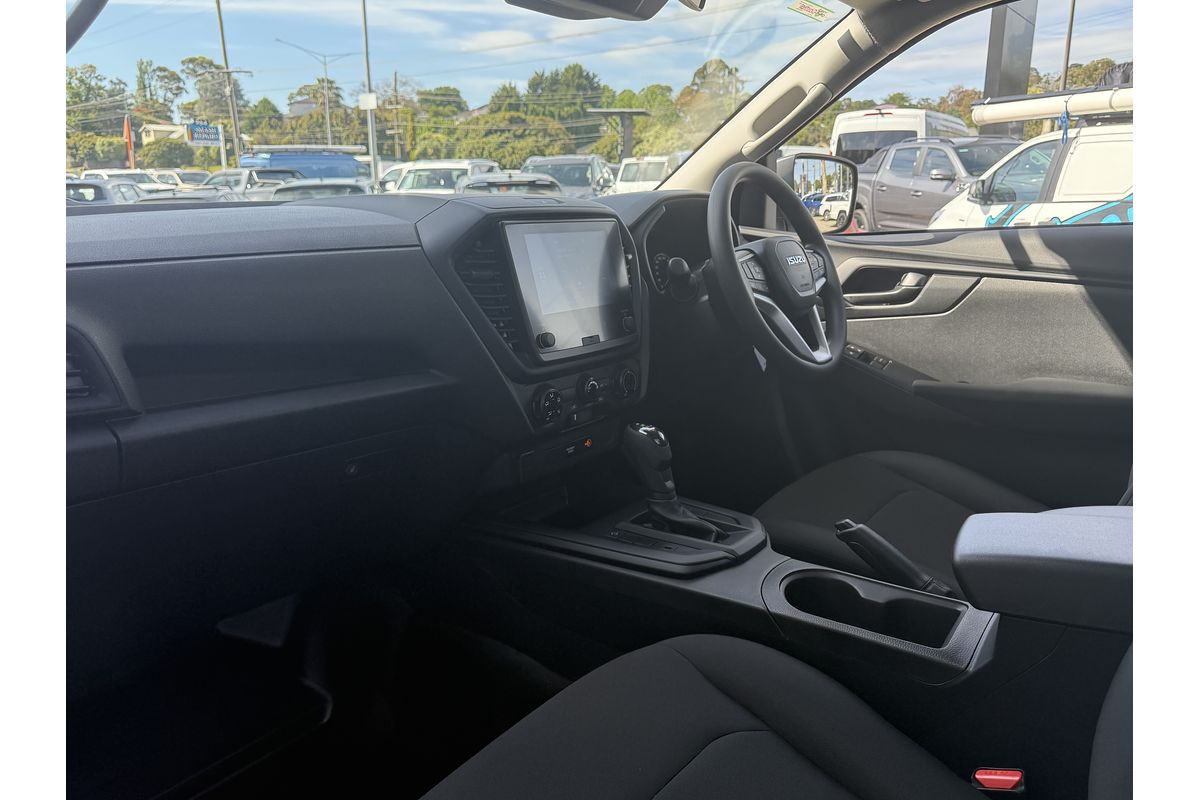 2025 Isuzu D-MAX SX High Ride Rear Wheel Drive
