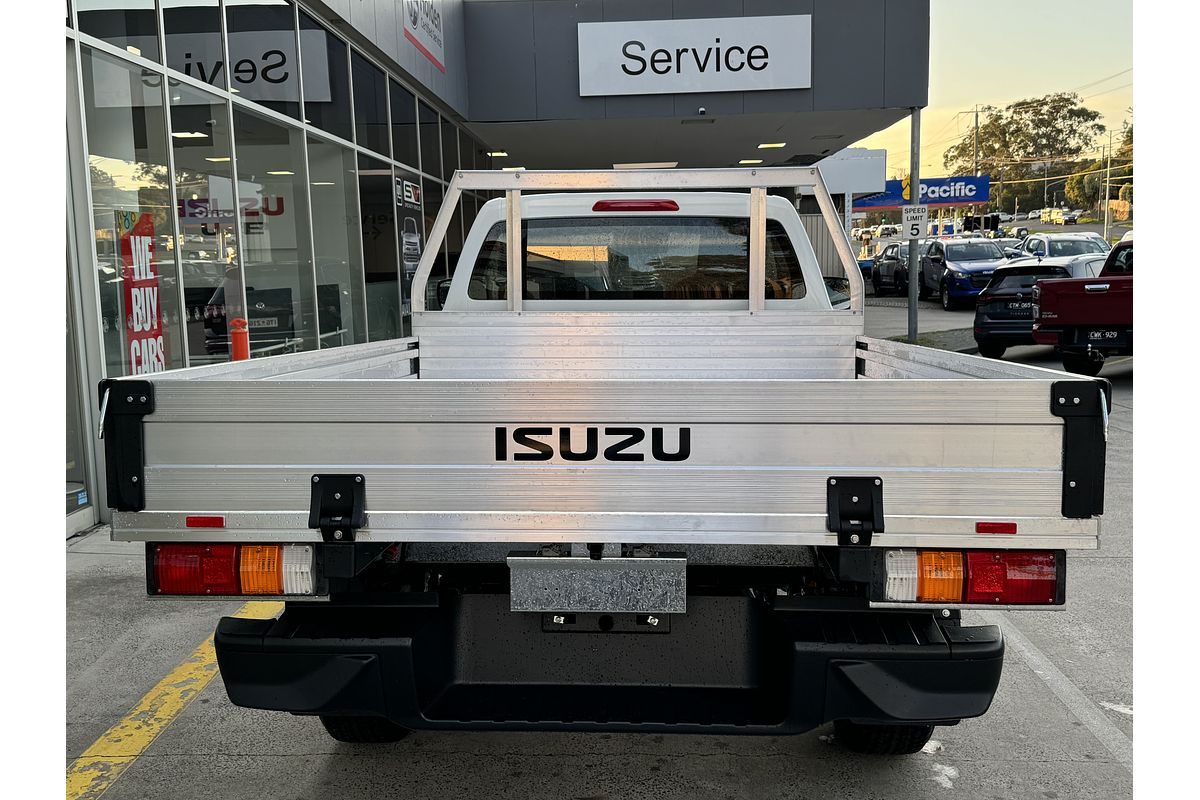 2025 Isuzu D-MAX SX High Ride Rear Wheel Drive