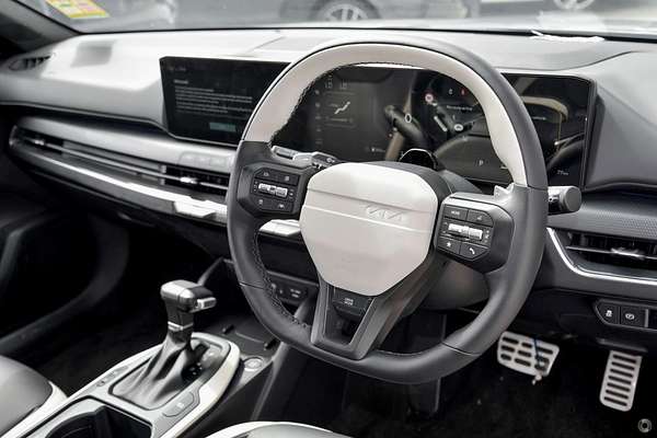 2025 Kia K4 GT-Line CL4m