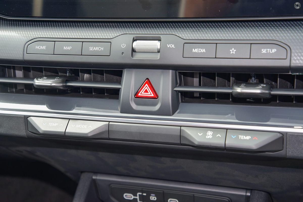 2025 Kia K4 GT-Line CL4m