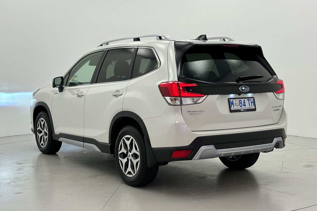 2025 Subaru Forester Hybrid L S5
