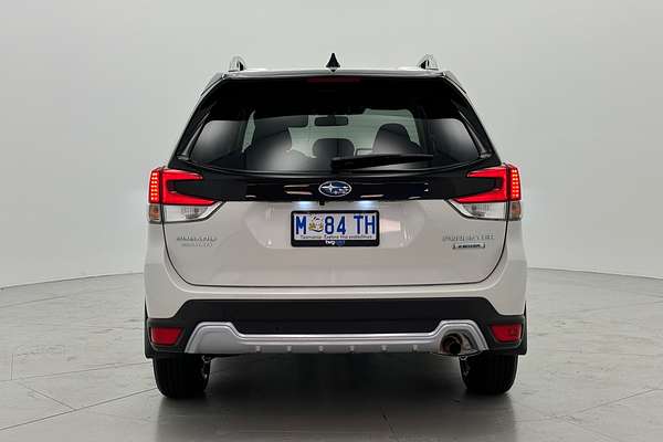 2025 Subaru Forester Hybrid L S5