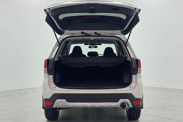 2025 Subaru Forester Hybrid L S5