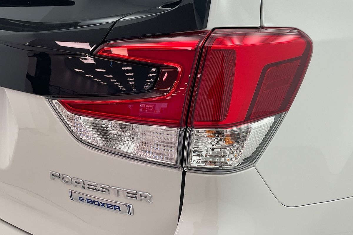 2025 Subaru Forester Hybrid L S5