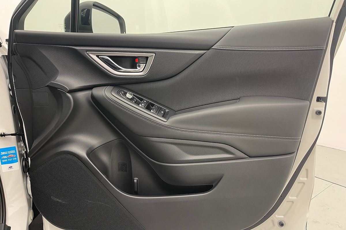 2025 Subaru Forester Hybrid L S5