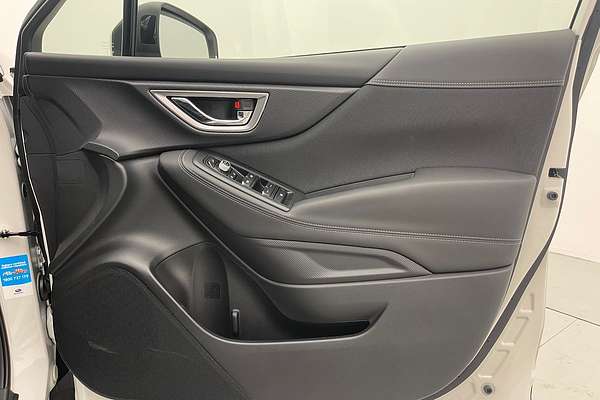 2025 Subaru Forester Hybrid L S5