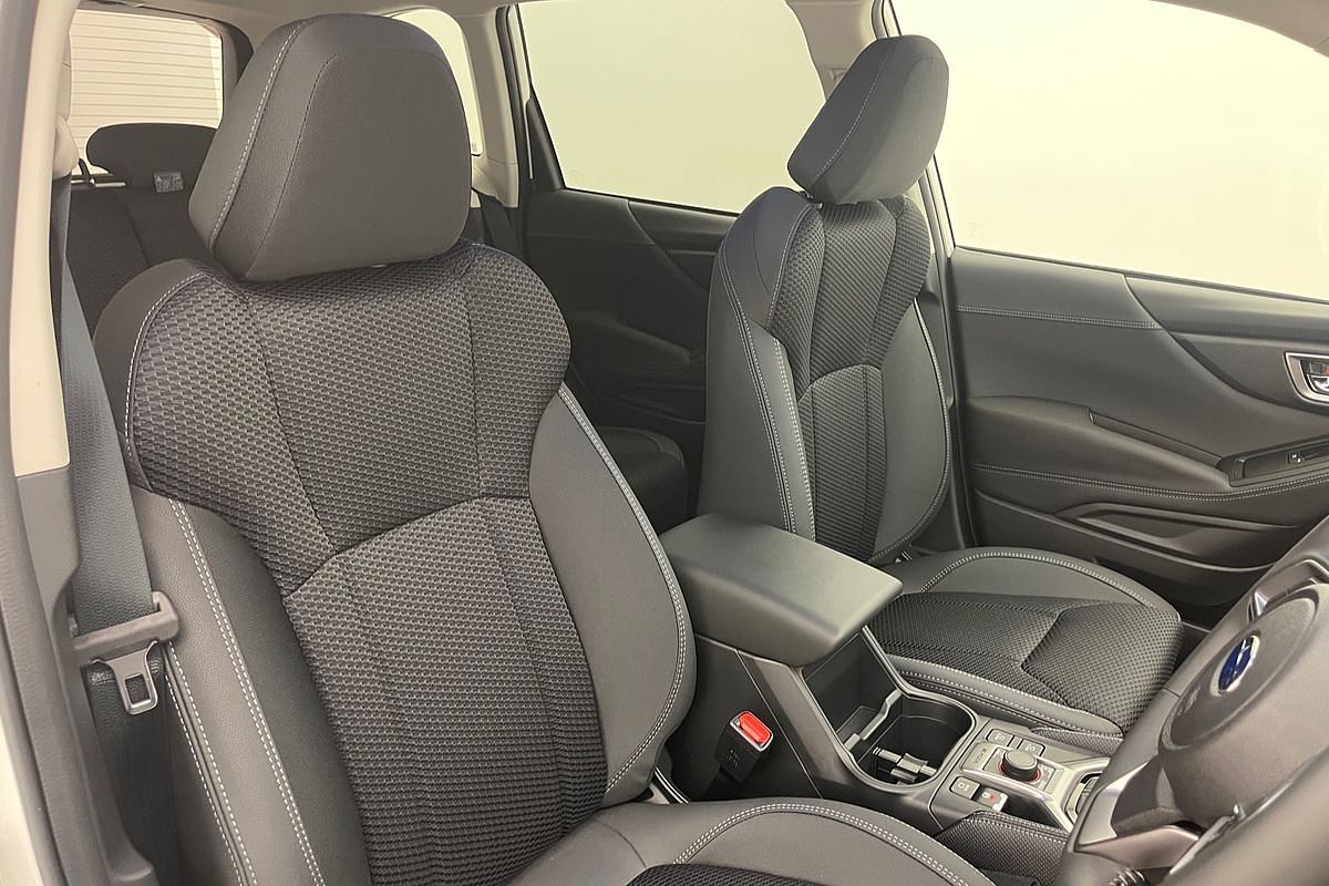 2025 Subaru Forester Hybrid L S5