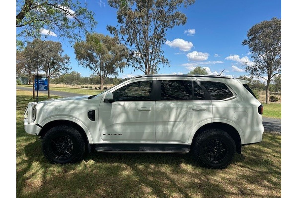 2023 Ford Everest Platinum 3.0L