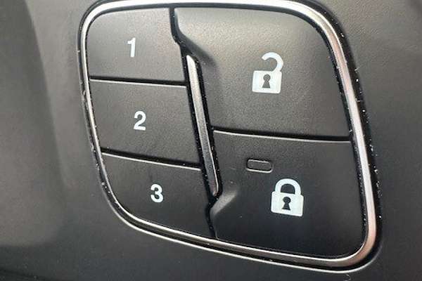 2023 Ford Everest Platinum 3.0L