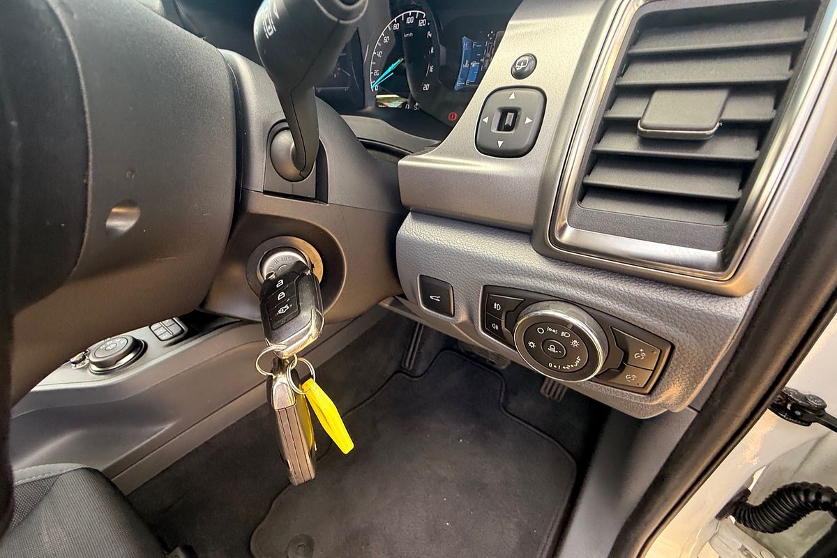 2015 Ford Everest Trend UA 3.2L