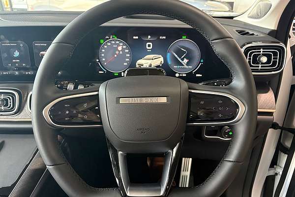 2025 Jaecoo J8 Track