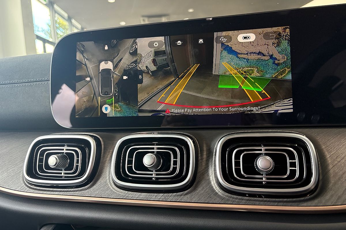 2025 Jaecoo J8 Track