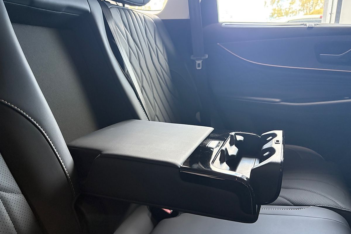 2025 Jaecoo J8 Track