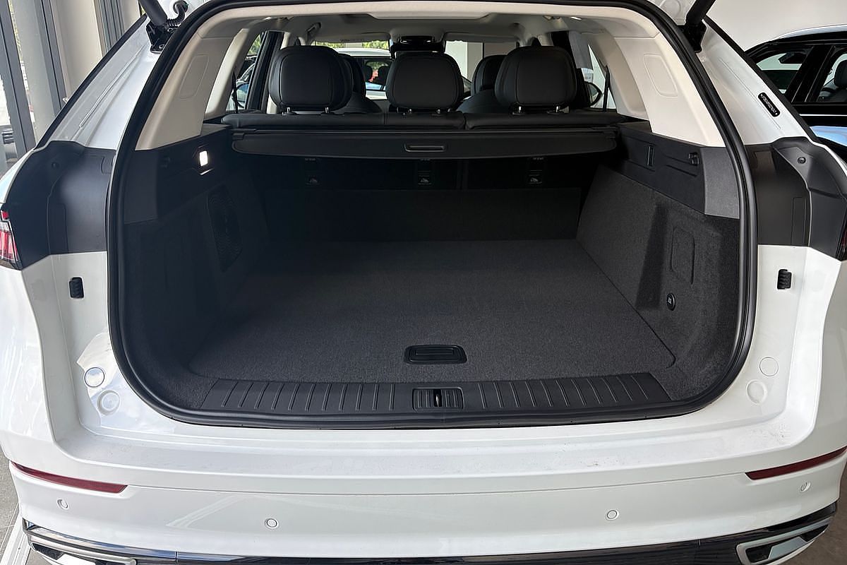 2025 Jaecoo J8 Track