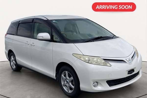 2011 Toyota Estima G 4WD Welcab