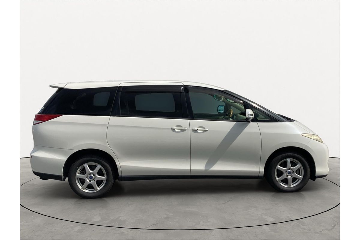 2011 Toyota Estima G 4WD Welcab