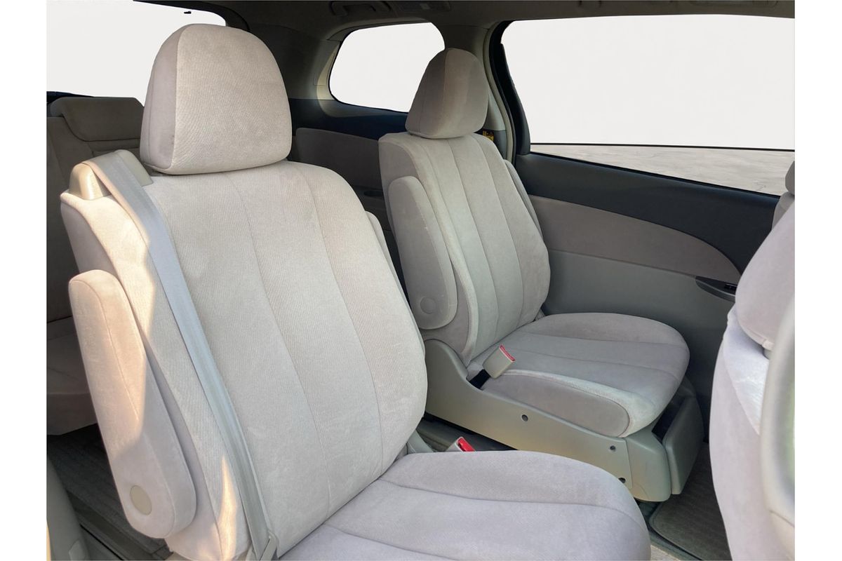 2007 Toyota Estima G Welcab ACR50