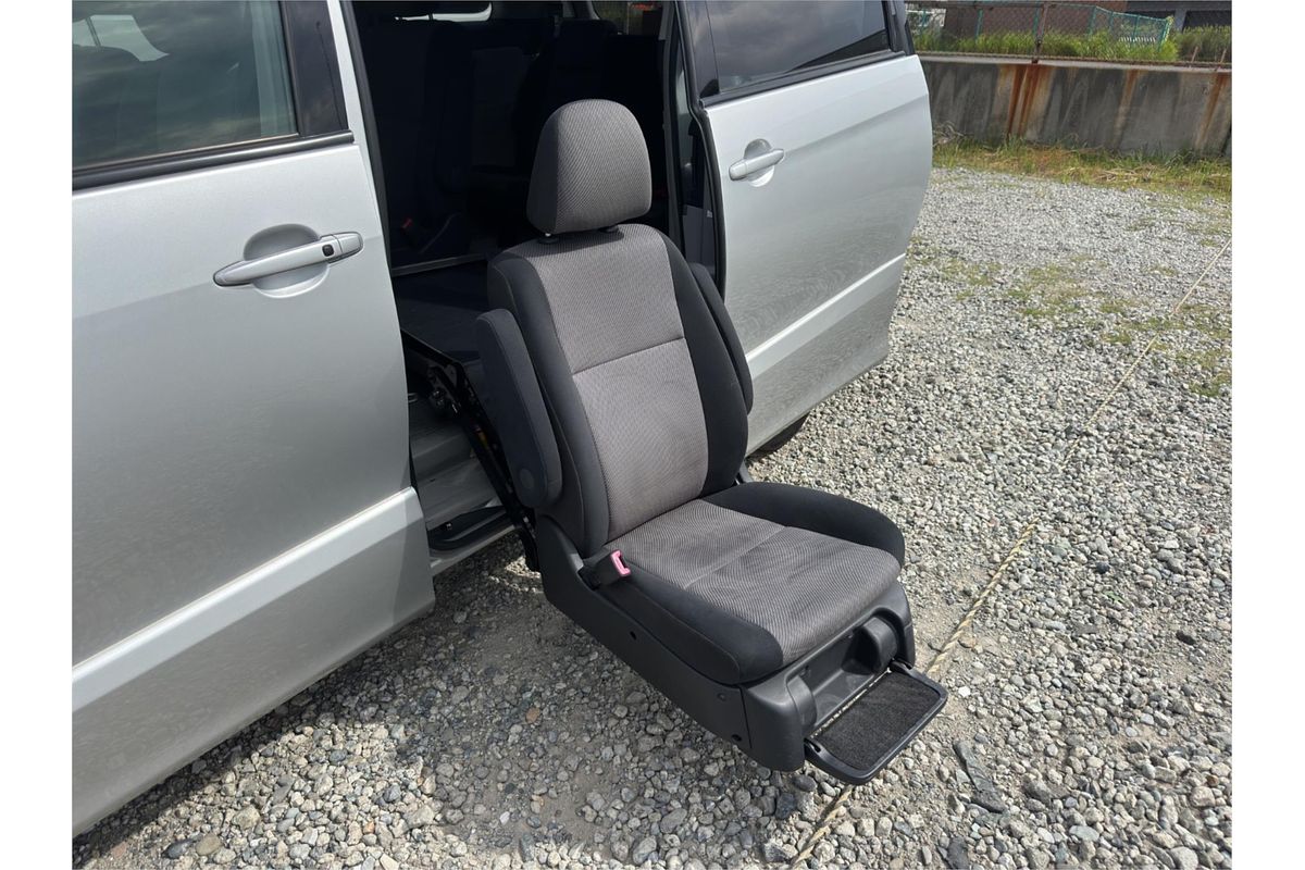 2008 Toyota Estima Aeras Welcab