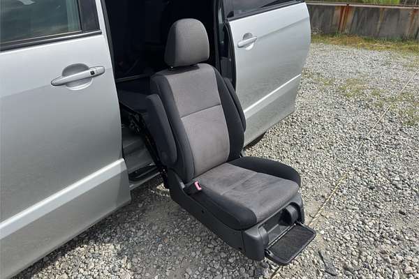 2008 Toyota Estima Aeras Welcab