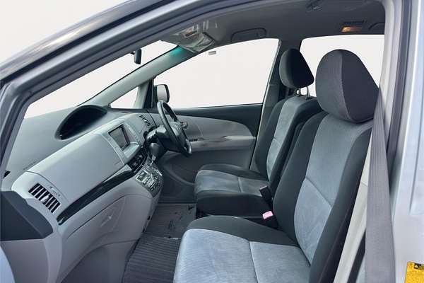 2008 Toyota Estima Aeras Welcab