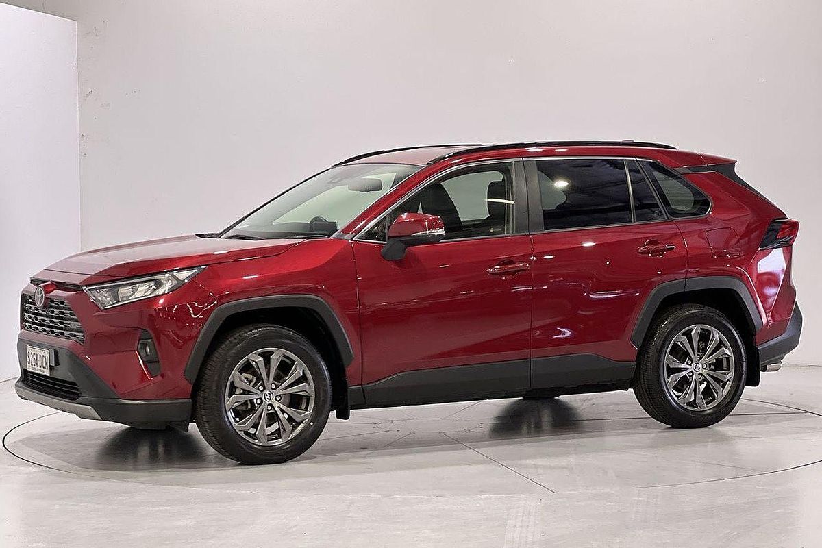 2024 Toyota RAV4 GXL MXAA52R