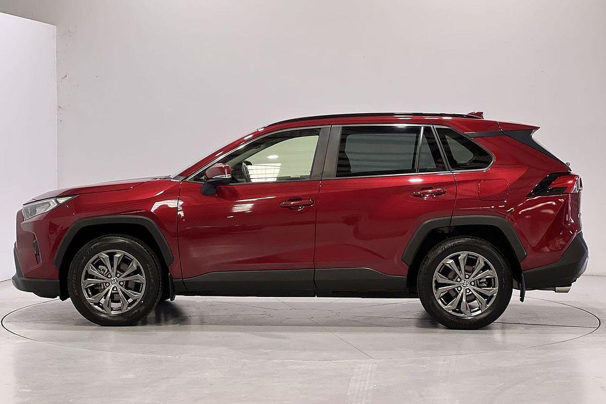 2024 Toyota RAV4 GXL MXAA52R