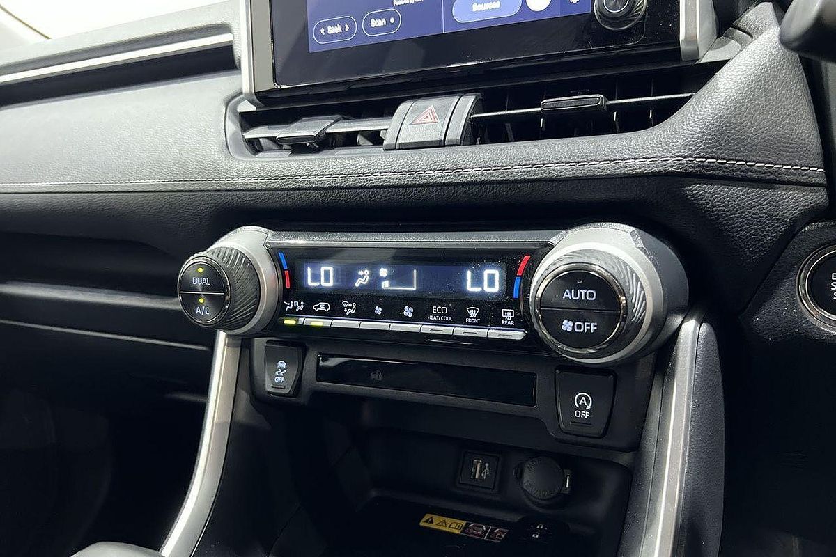 2024 Toyota RAV4 GXL MXAA52R