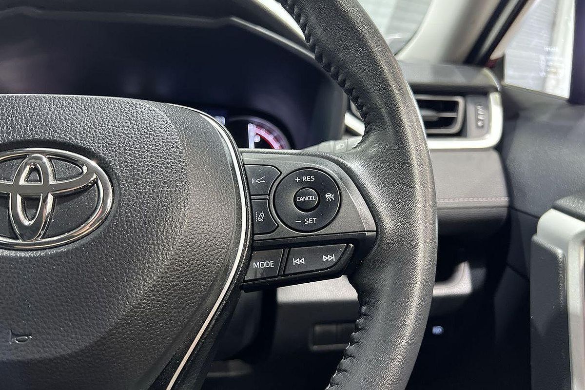 2024 Toyota RAV4 GXL MXAA52R