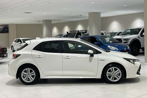 2022 Toyota Corolla Ascent Sport Hybrid ZWE211R