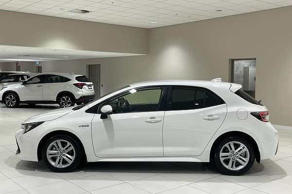 2022 Toyota Corolla Ascent Sport Hybrid ZWE211R