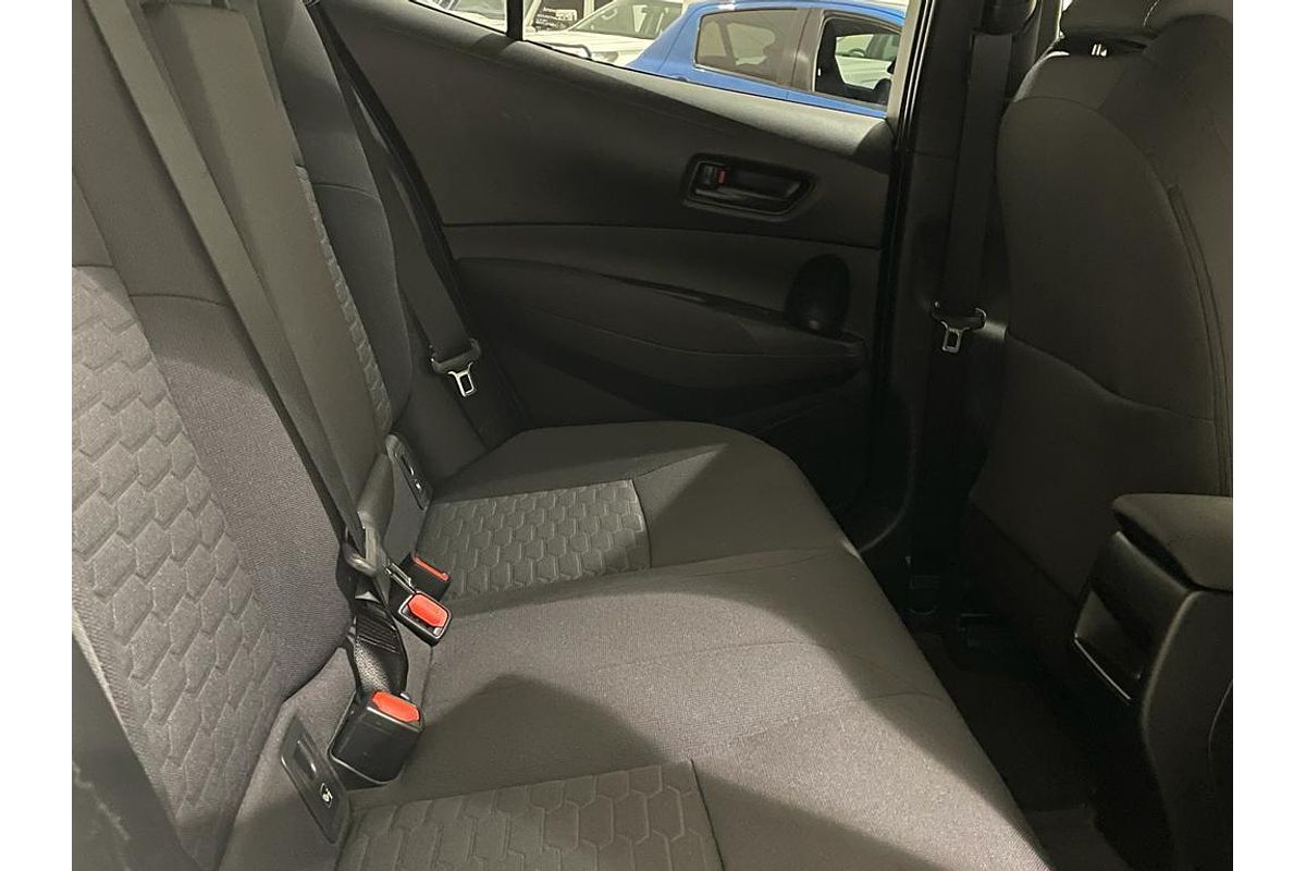 2022 Toyota Corolla Ascent Sport Hybrid ZWE211R