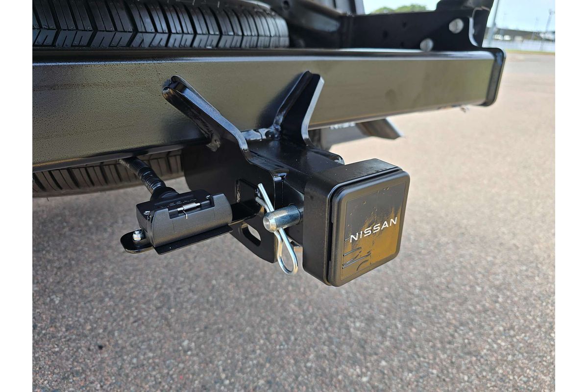 2024 Nissan Navara SL D23