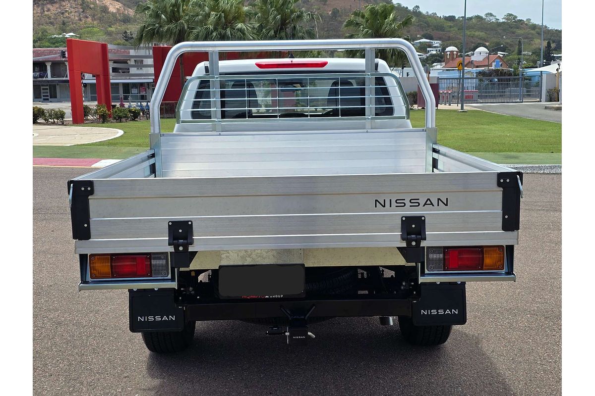 2024 Nissan Navara SL D23