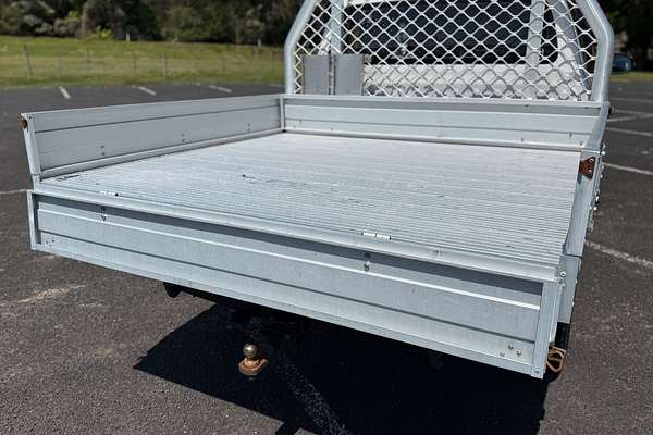 2016 Toyota Hilux SR GUN126R 4X4