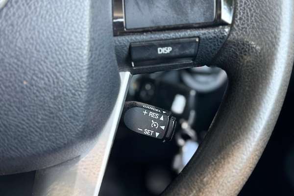 2016 Toyota Hilux SR GUN126R 4X4