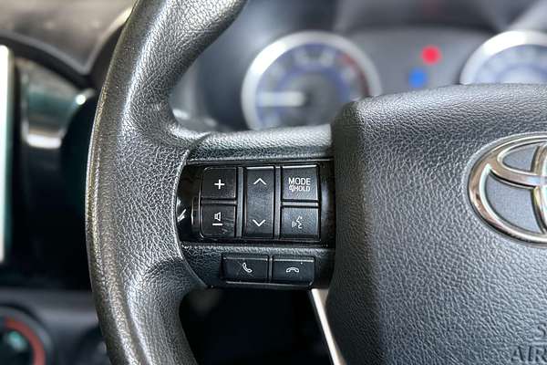 2016 Toyota Hilux SR GUN126R 4X4