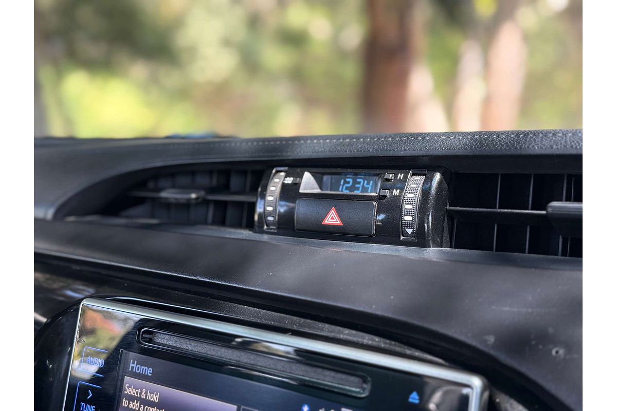 2016 Toyota Hilux SR GUN126R 4X4