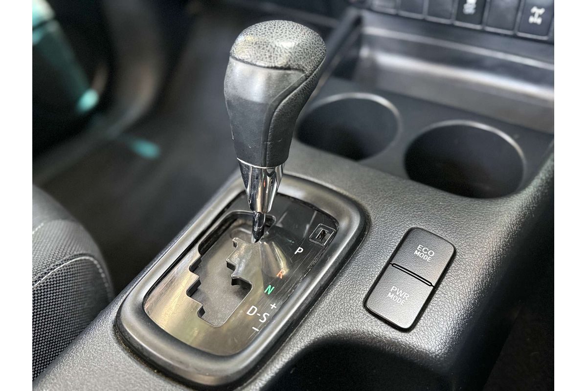 2016 Toyota Hilux SR GUN126R 4X4