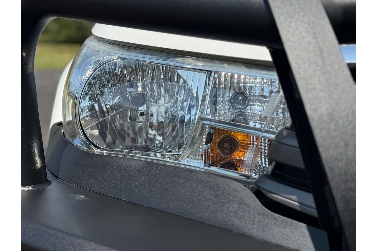 2016 Toyota Hilux SR GUN126R 4X4