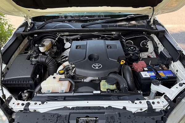 2016 Toyota Hilux SR GUN126R 4X4