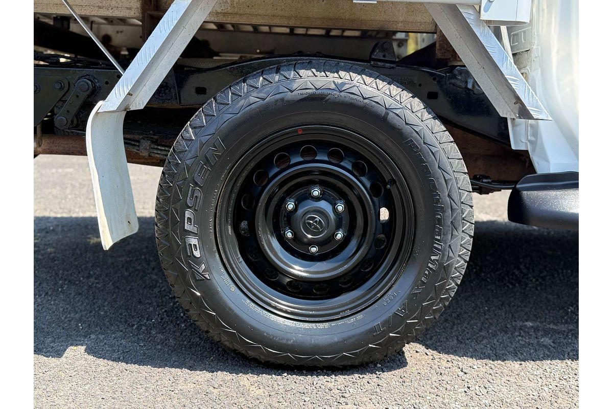 2016 Toyota Hilux SR GUN126R 4X4