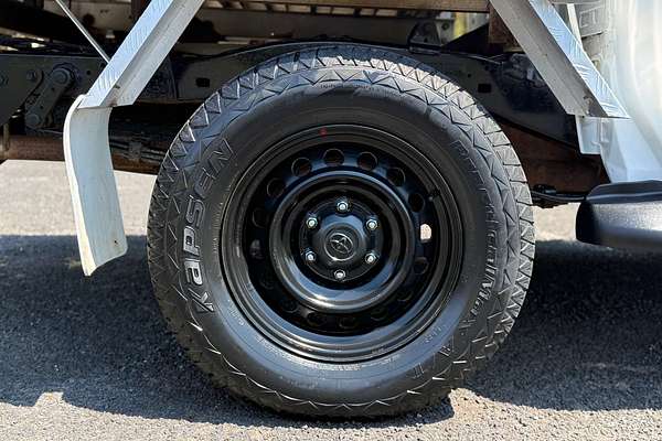 2016 Toyota Hilux SR GUN126R 4X4