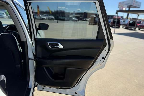 2019 Nissan Pathfinder ST R52 Series III