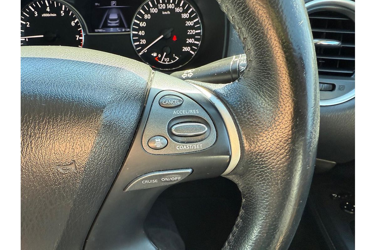 2019 Nissan Pathfinder ST R52 Series III