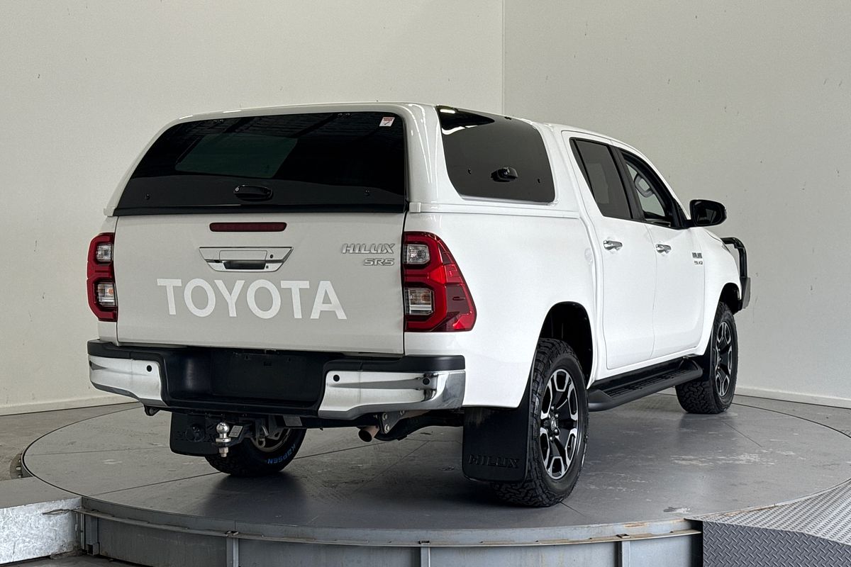 2020 Toyota Hilux SR5 (4x4) GUN126R FACELIFT 4X4