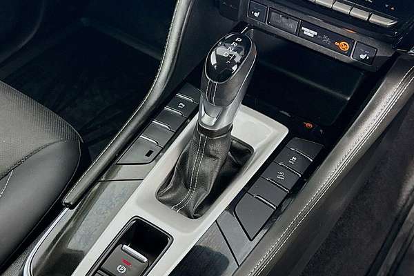 2022 Isuzu MU-X LS-T