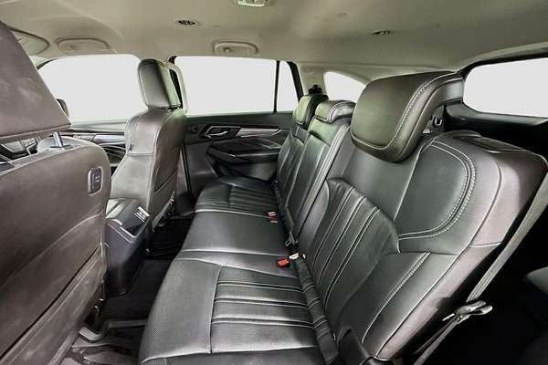 2022 Isuzu MU-X LS-T